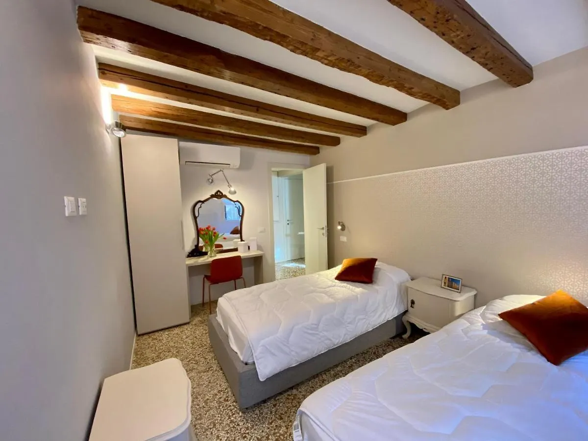 Apartamento 27@Rialto Venecia 0*,  Italia